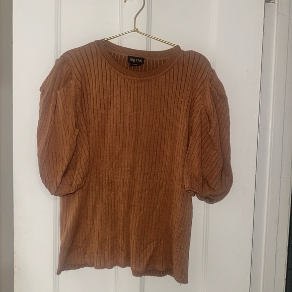 ♥️ 2/$10 Sweet Rib Top - Picture 3 of 4